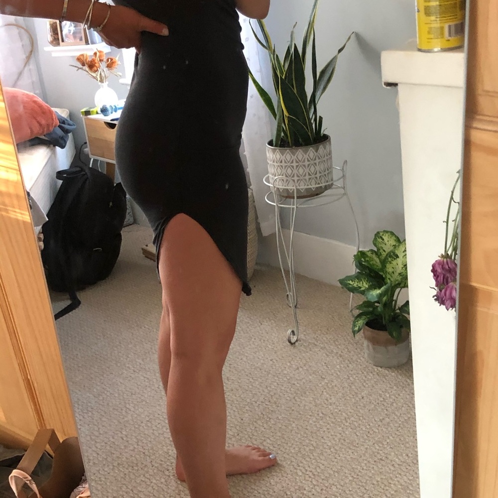 Short sleeve body con dress